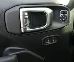 Jeep Wrangler Willys 4 Door 4x4 2026