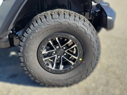 Jeep Wrangler Willys 4 Door 4x4 2026