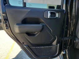 Jeep Wrangler Willys 4 Door 4x4 2026