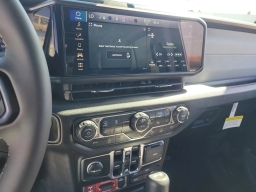 Jeep Wrangler Willys 4 Door 4x4 2026