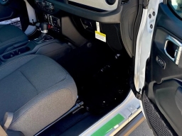 Jeep Wrangler Willys 4 Door 4x4 2026