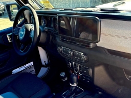 Jeep Wrangler Willys 4 Door 4x4 2026