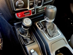 Jeep Wrangler Willys 4 Door 4x4 2026