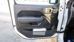 Jeep Wrangler Willys 4 Door 4x4 2026