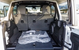 Jeep Wrangler Willys 4 Door 4x4 2026