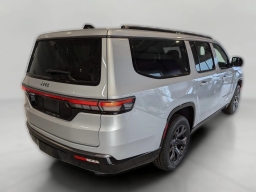 Jeep Grand Wagoneer L Limited Altitude 4x4 2026