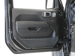 Jeep Gladiator Sahara 4x4 2026