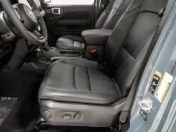 Jeep Gladiator Sahara 4x4 2026