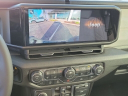 Jeep Gladiator Willys 4x4 2026