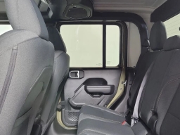 Jeep Gladiator Sport S 4x4 2026