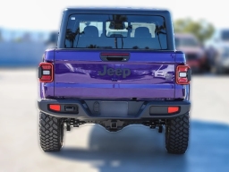 Jeep Gladiator Willys 4x4 2026