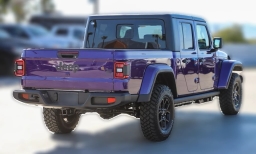 Jeep Gladiator Willys 4x4 2026