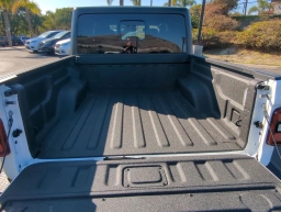 Jeep Gladiator Willys 4x4 2026