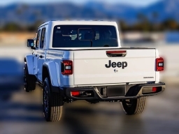 Jeep Gladiator Sahara 4x4 2026