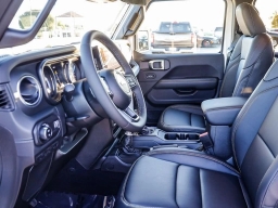 Jeep Gladiator Sahara 4x4 2026