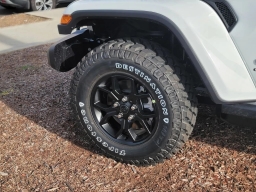 Jeep Gladiator Willys 4x4 2026