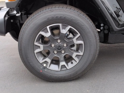 Jeep Gladiator Sahara 4x4 2026