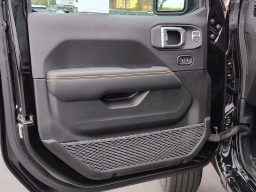 Jeep Gladiator Sahara 4x4 2026