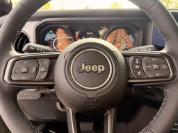 Jeep Gladiator Willys 4x4 2026