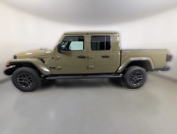 Jeep Gladiator Sport S 4x4 2026