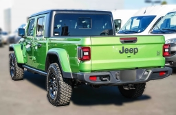 Jeep Gladiator Willys 4x4 2026