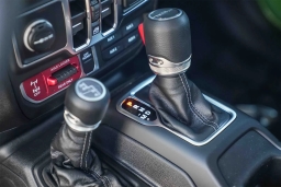 Jeep Gladiator Willys 4x4 2026