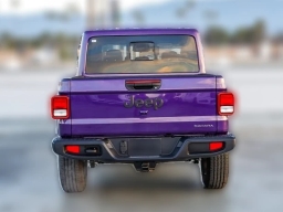 Jeep Gladiator Sahara 4x4 2026