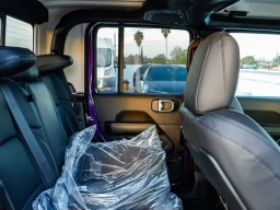 Jeep Gladiator Sahara 4x4 2026