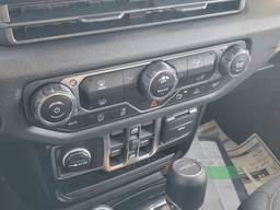 Jeep Gladiator Sport S 4x4 2026