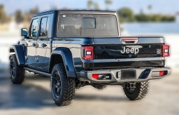 Jeep Gladiator Willys 4x4 2026