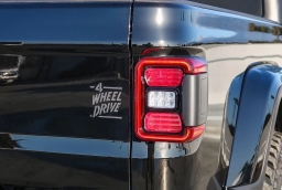 Jeep Gladiator Willys 4x4 2026