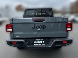 Jeep Gladiator Sport 4x4 2026