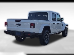 Jeep Gladiator Sahara 4x4 2026