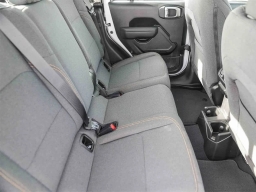 Jeep Gladiator Sport 4x4 2026