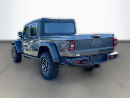 Jeep Gladiator Shadow Ops 4x4 2026