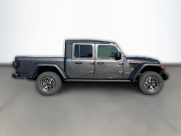 Jeep Gladiator Shadow Ops 4x4 2026