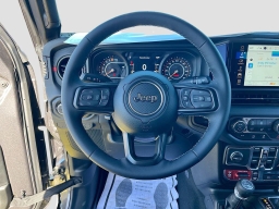 Jeep Gladiator Shadow Ops 4x4 2026