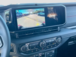 Jeep Gladiator Shadow Ops 4x4 2026