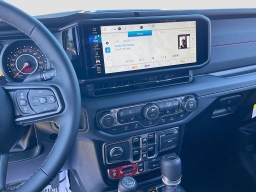 Jeep Gladiator Shadow Ops 4x4 2026