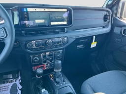 Jeep Gladiator Shadow Ops 4x4 2026