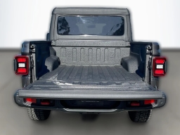 Jeep Gladiator Shadow Ops 4x4 2026
