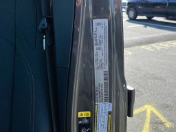 Jeep Gladiator Shadow Ops 4x4 2026