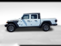 Jeep Gladiator Shadow Ops 4x4 2026
