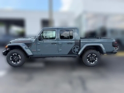 Jeep Gladiator Shadow Ops 4x4 2026