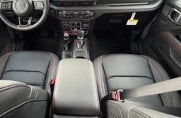 Jeep Gladiator Shadow Ops 4x4 2026