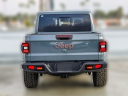 Jeep Gladiator Mojave 4x4 2026