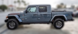 Jeep Gladiator Mojave 4x4 2026
