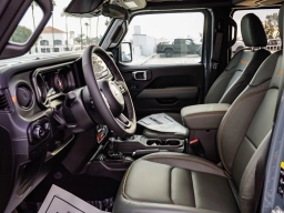 Jeep Gladiator Mojave 4x4 2026