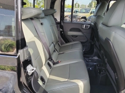 Jeep Gladiator Mojave 4x4 2026