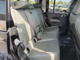 Jeep Gladiator Mojave 4x4 2026